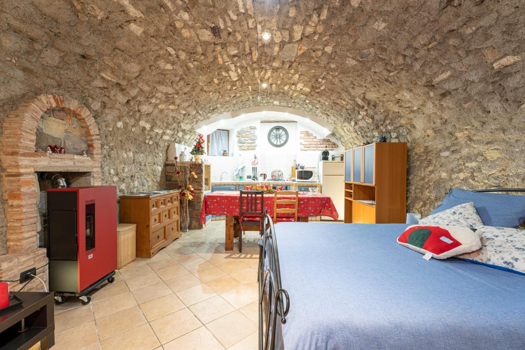 La Taverna Da Irene Roe Bagian luar foto